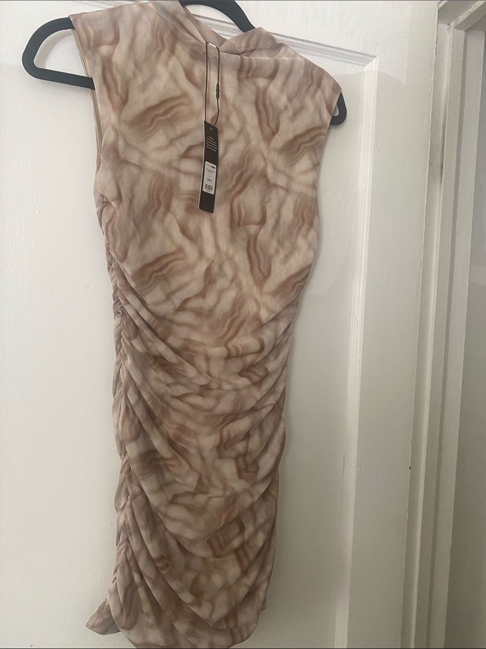 Fashion Nova Marble-Print Ruched Midi Dress in Brown and Cream